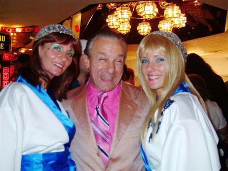 artists similar to Dancing Queens